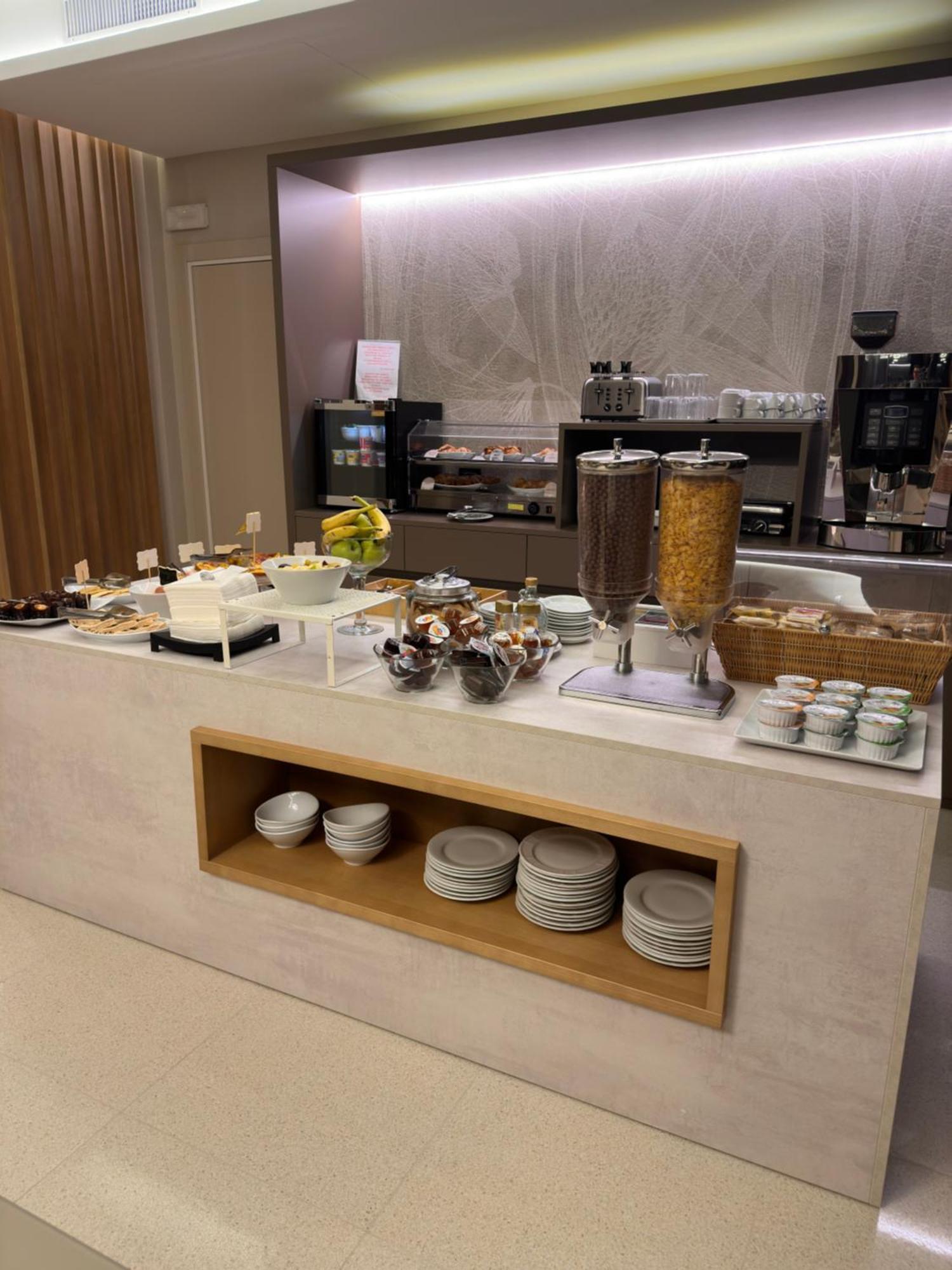 Albergo Grappolo D'Oro モンテベッルーナ エクステリア 写真