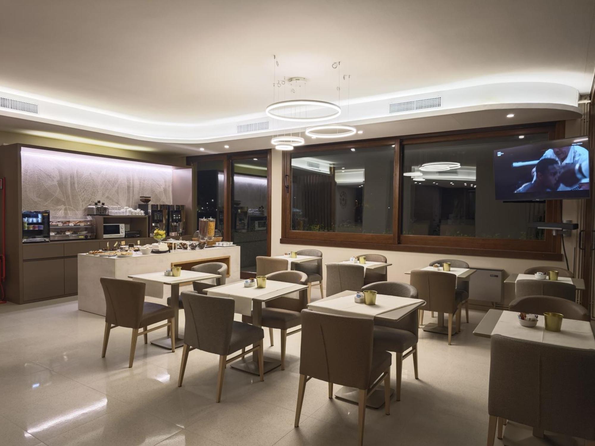 Albergo Grappolo D'Oro モンテベッルーナ エクステリア 写真