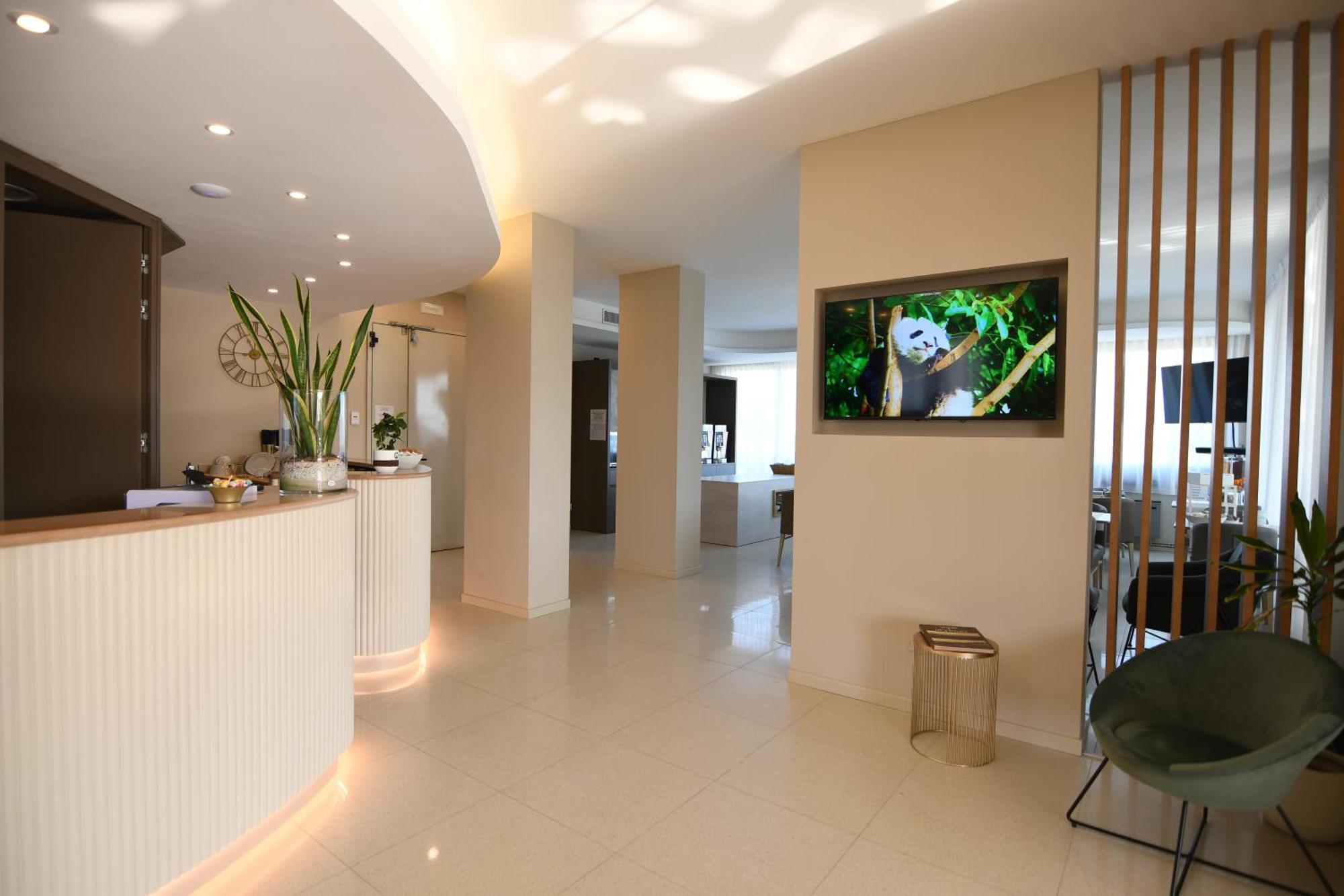 Albergo Grappolo D'Oro モンテベッルーナ エクステリア 写真